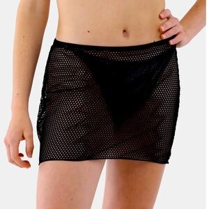 No Boundaries Mesh Coverup Skirt, Women’s Black Mesh Mini Skirt Size L/XL NWT